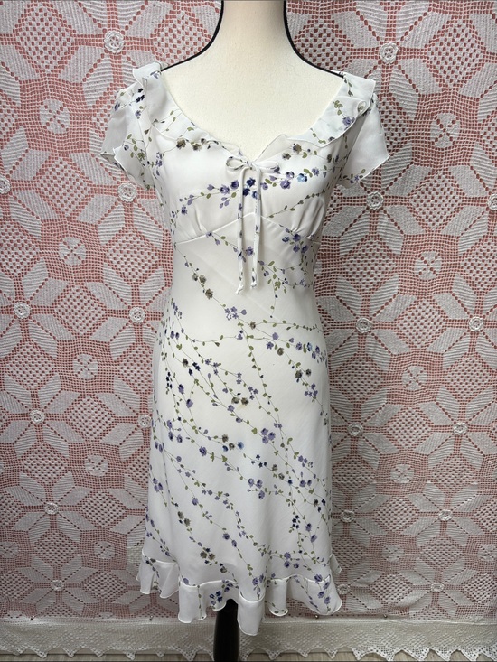 Just Choon Dresses & Skirts - Just Choon Floral Ruffle Midi Dress Size 5